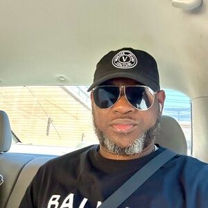 Meet your Posher, Olu